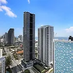 High Floor Ocean View Apartment - Sierra Broadbeach