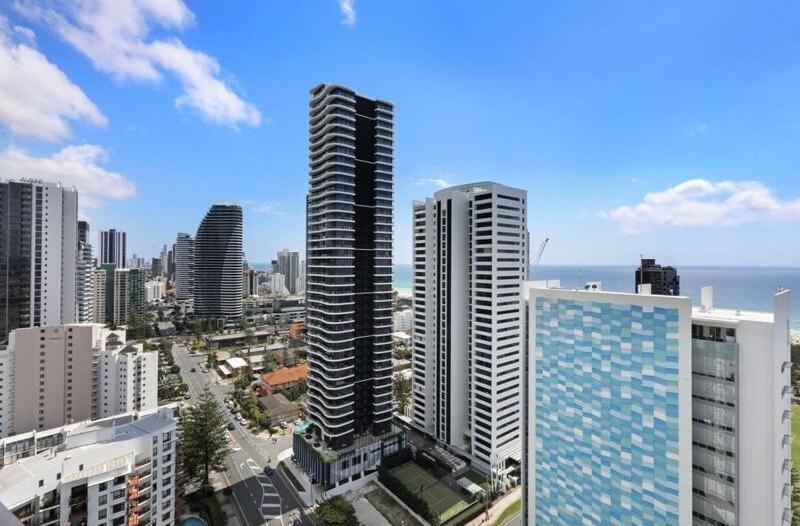 High Floor Ocean View - Sierra Broadbeach * Gold Coast